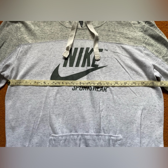 Nike Lightweight Hoodie - Picture 4 of 7